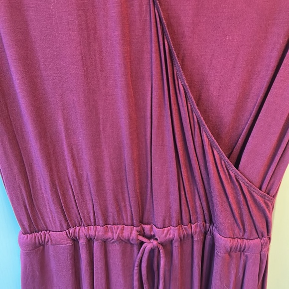 Brand NEW burgundy jumpsuit with TAGS on - Picture 3 of 5